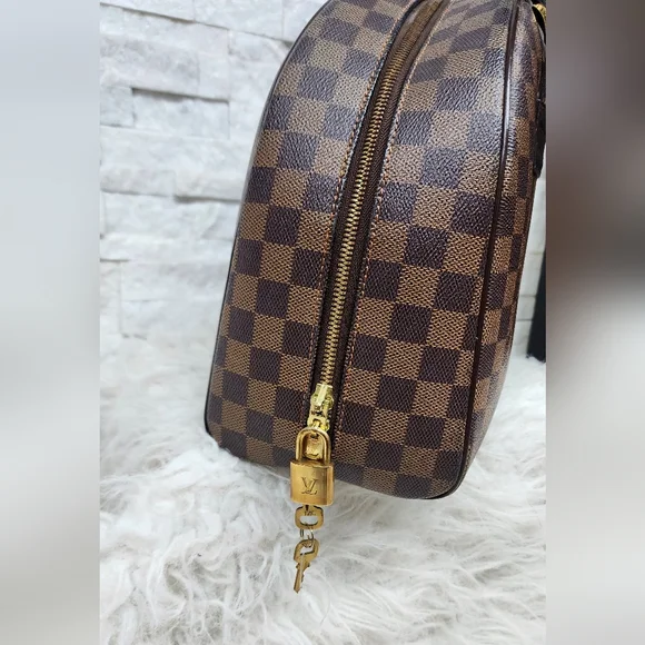 Louis Vuitton Nolita Handbag in Damier Ebene Canvas – Timeless Elegance (2005) - Picture 5 of 16